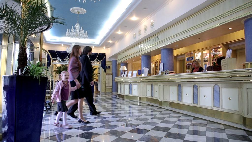 Ensana Hotel Pacifik 마리안스케 라즈네 외부 사진
