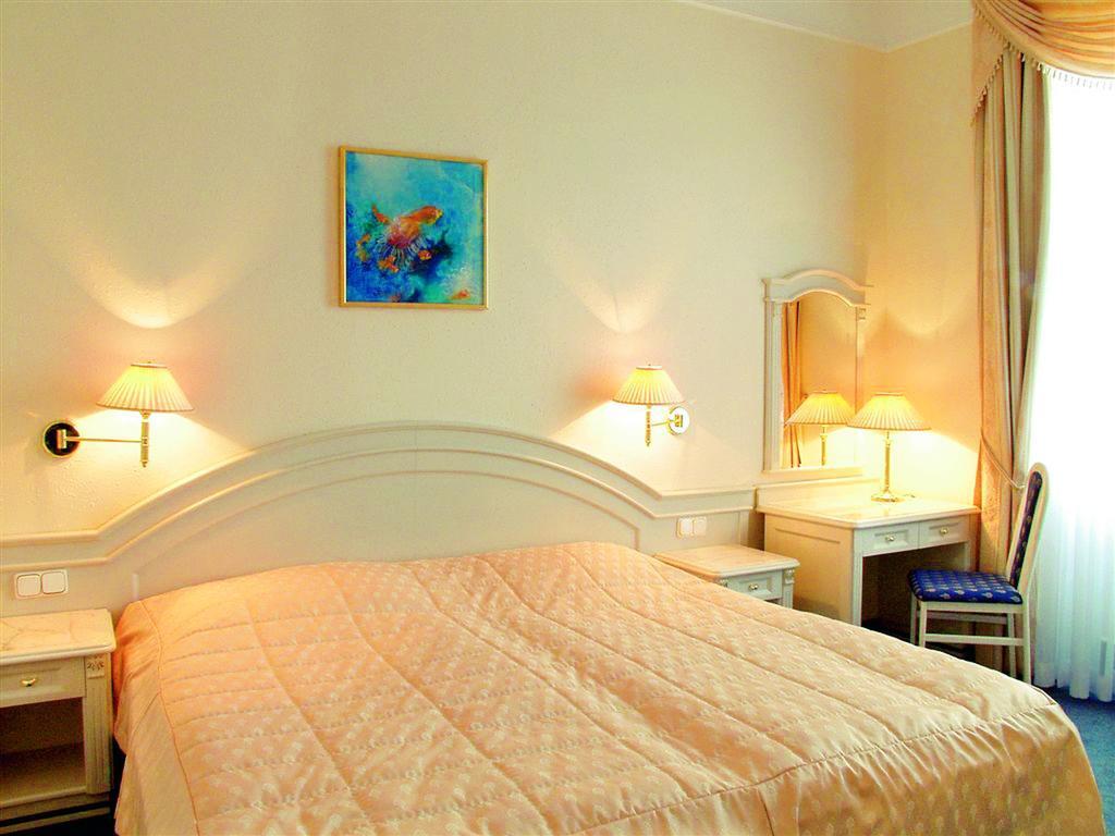 Ensana Hotel Pacifik 마리안스케 라즈네 외부 사진