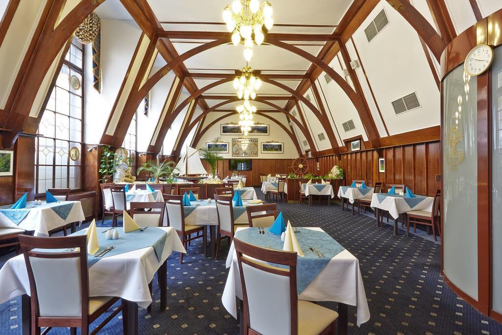 Ensana Hotel Pacifik 마리안스케 라즈네 외부 사진